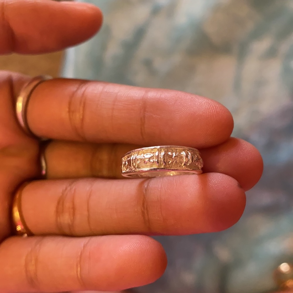 Silver Ring - Picture 2 of 3